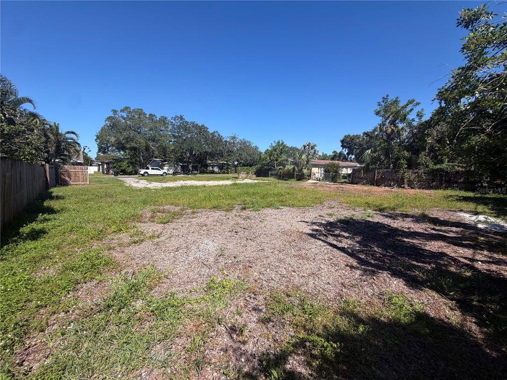 Photo of 138 N 43rd Drive, St Petersburg, FL 33703 (MLS # TB8561543)
