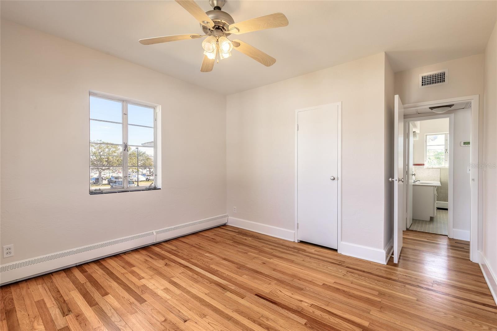 NEW COLONY HOUSE CONDO - Residential