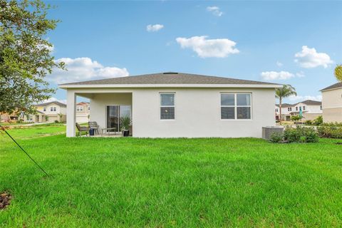 A home in DELAND