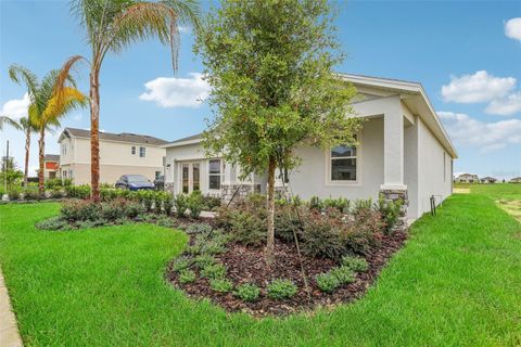 A home in DELAND