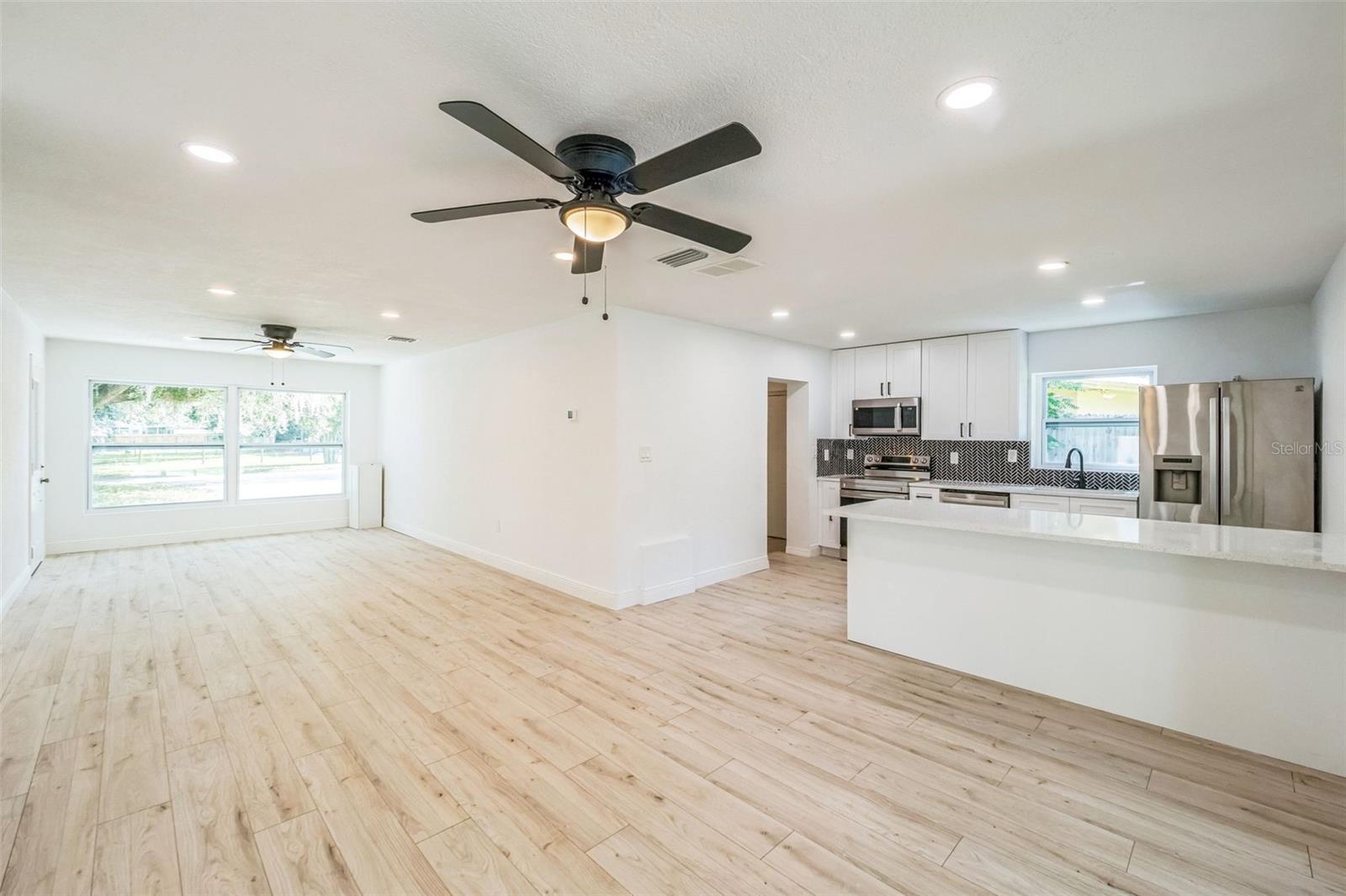 CRESCENT COVE - Residential