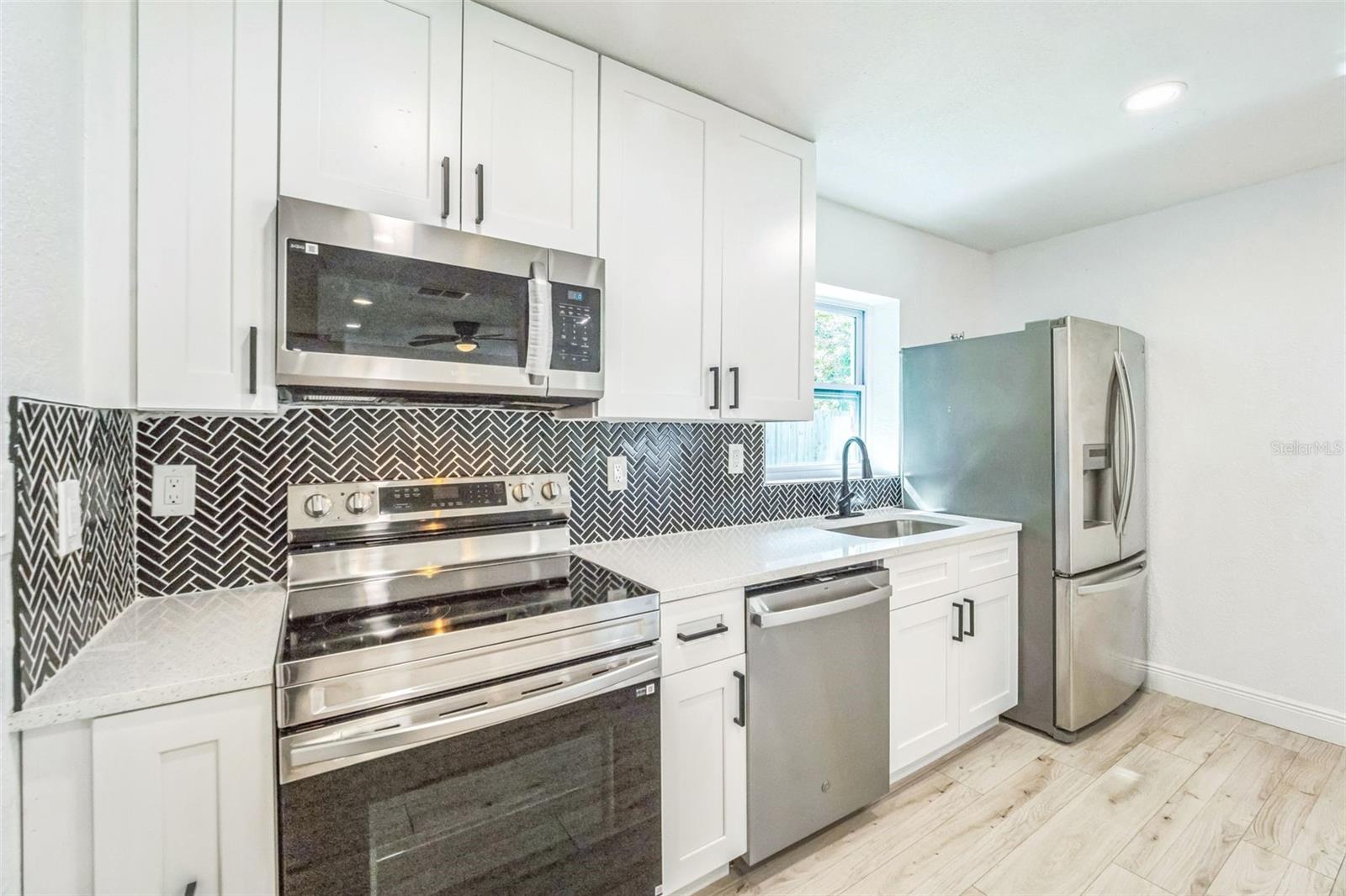 CRESCENT COVE - Residential