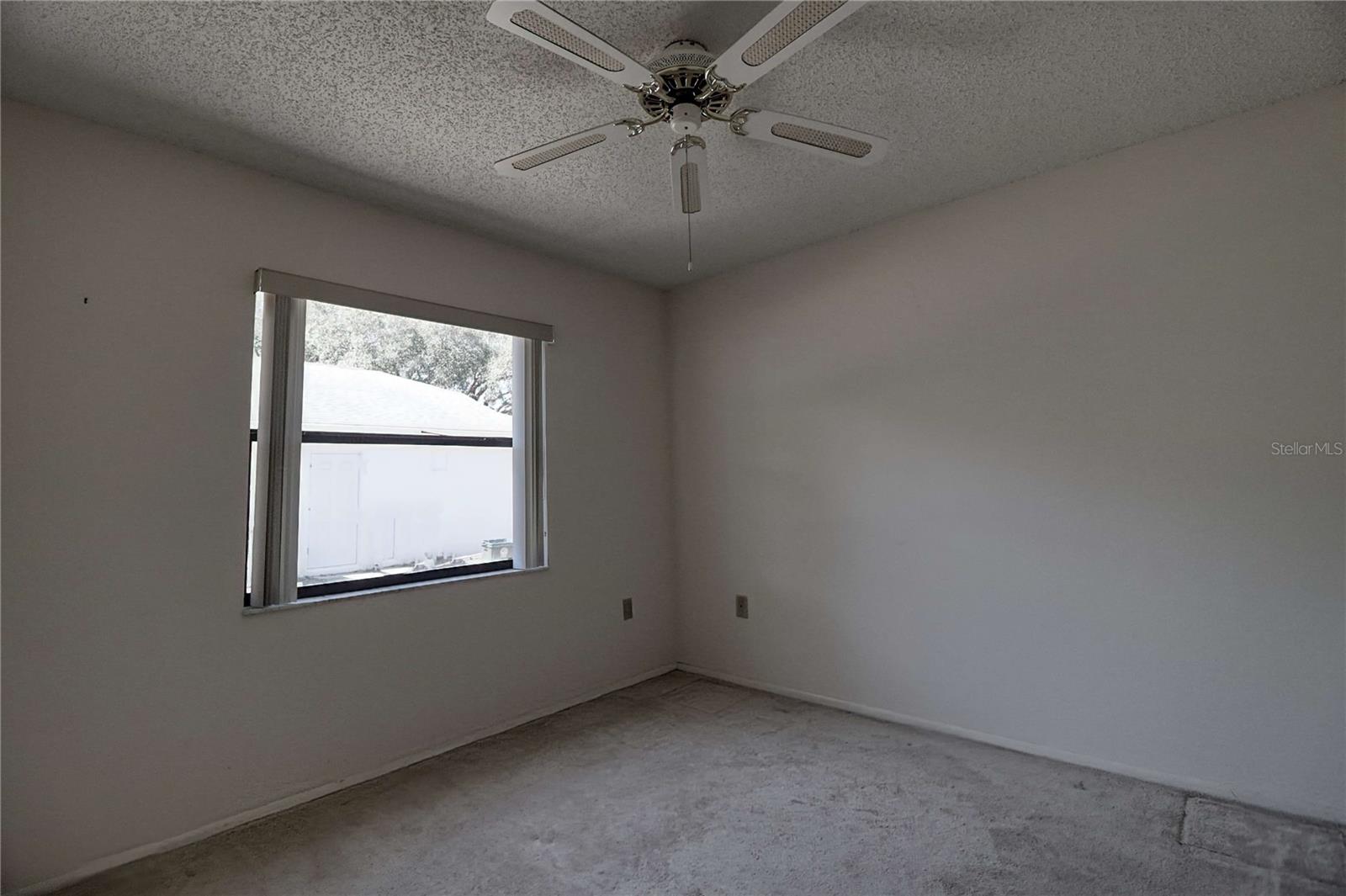 REGENCY OAKS - Residential