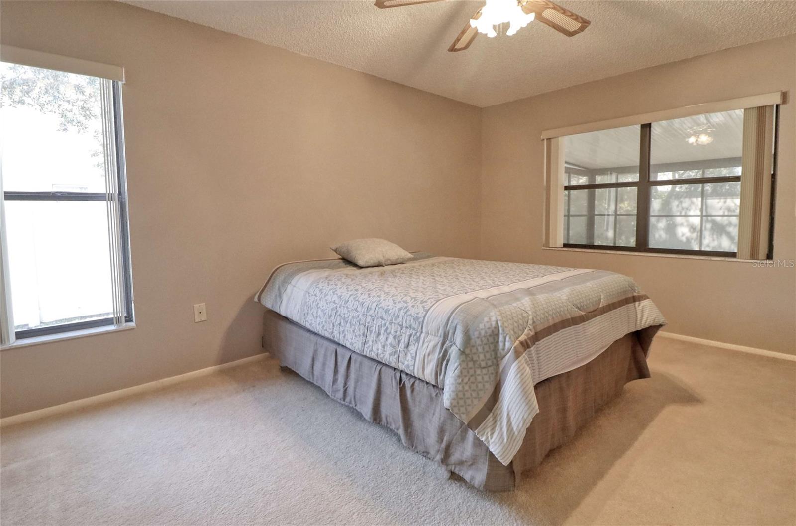 REGENCY OAKS - Residential