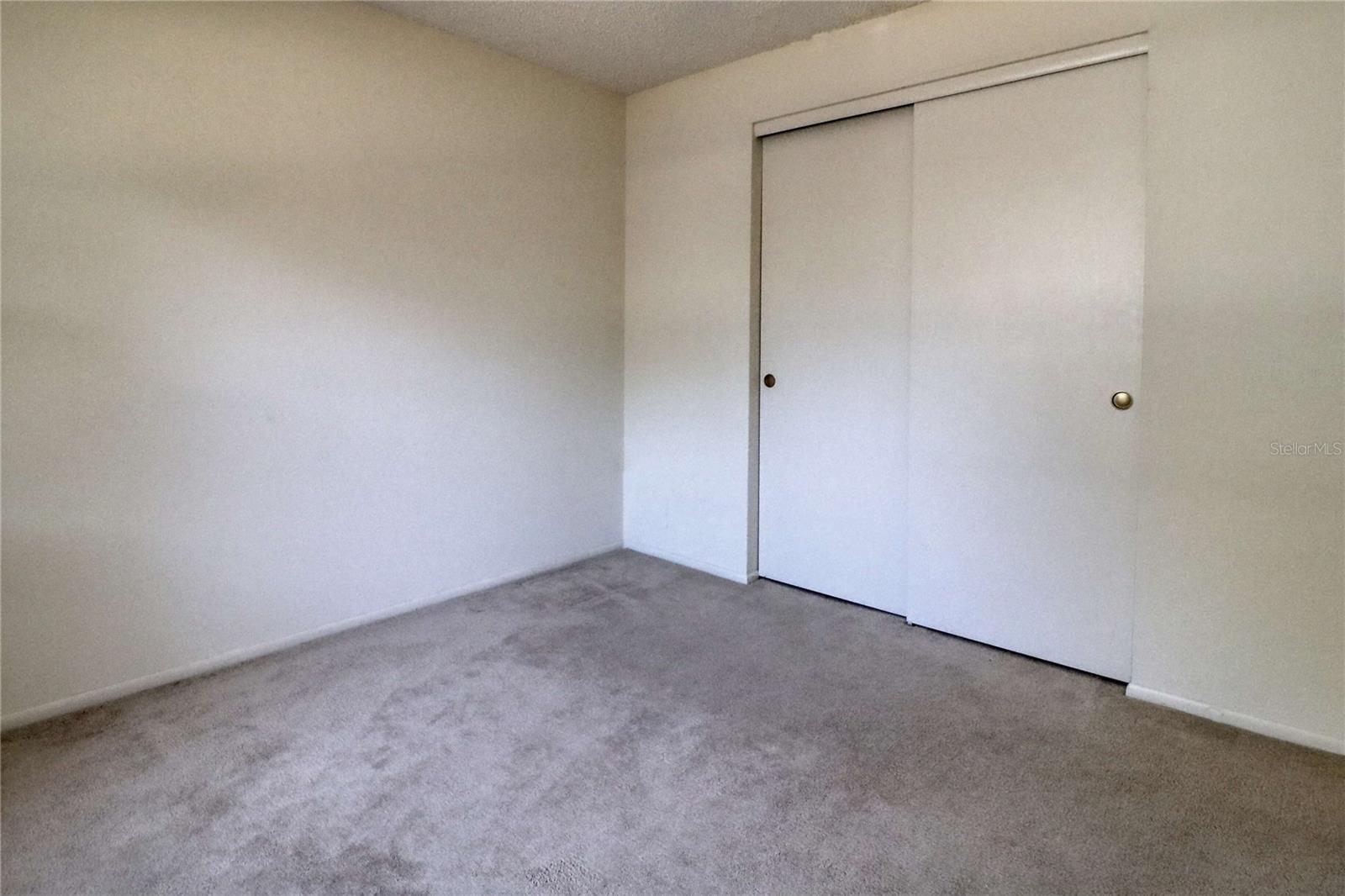 REGENCY OAKS - Residential