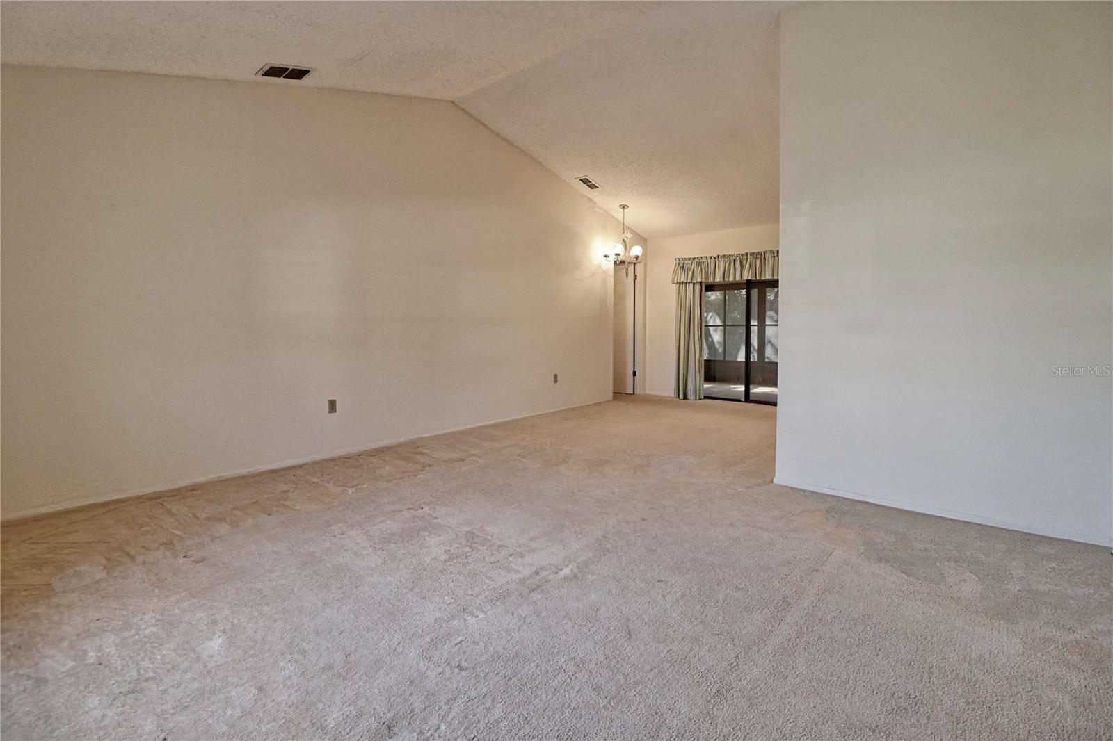 REGENCY OAKS - Residential