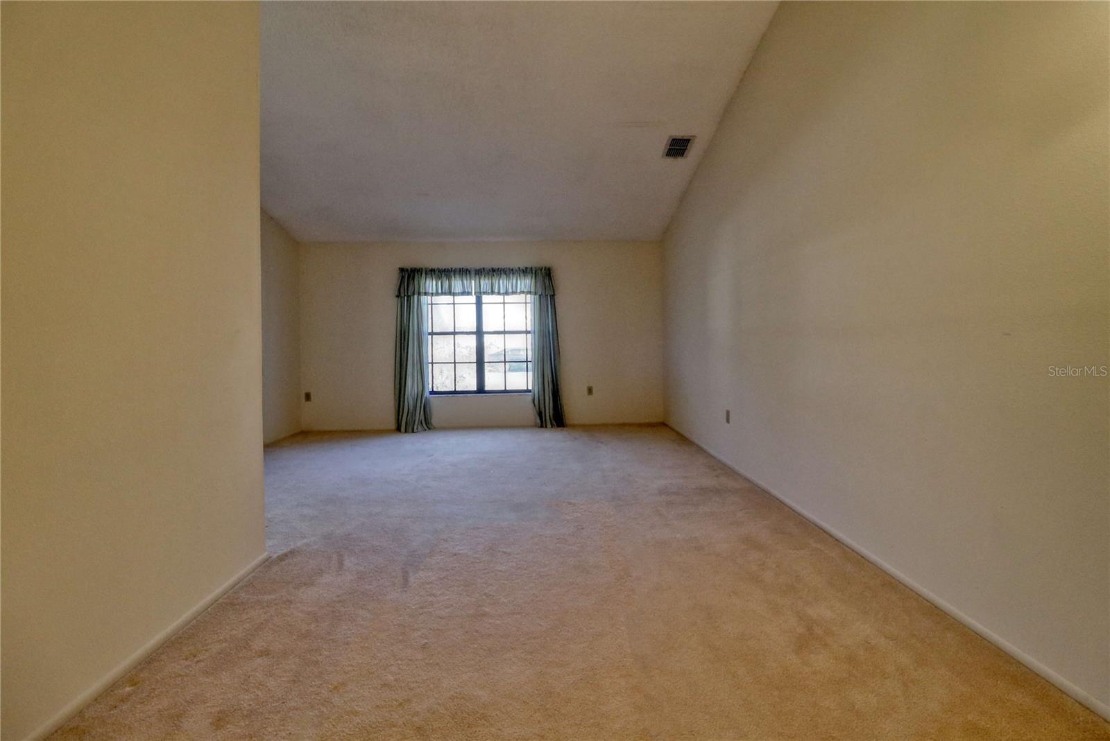 REGENCY OAKS - Residential