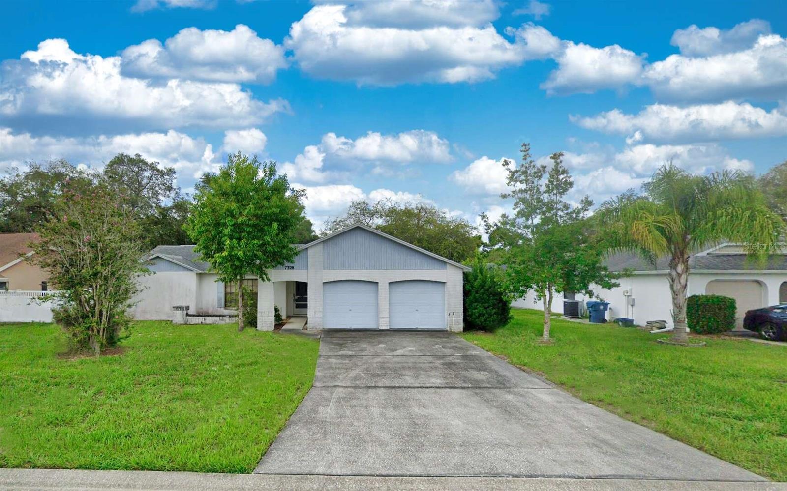 REGENCY OAKS - Residential