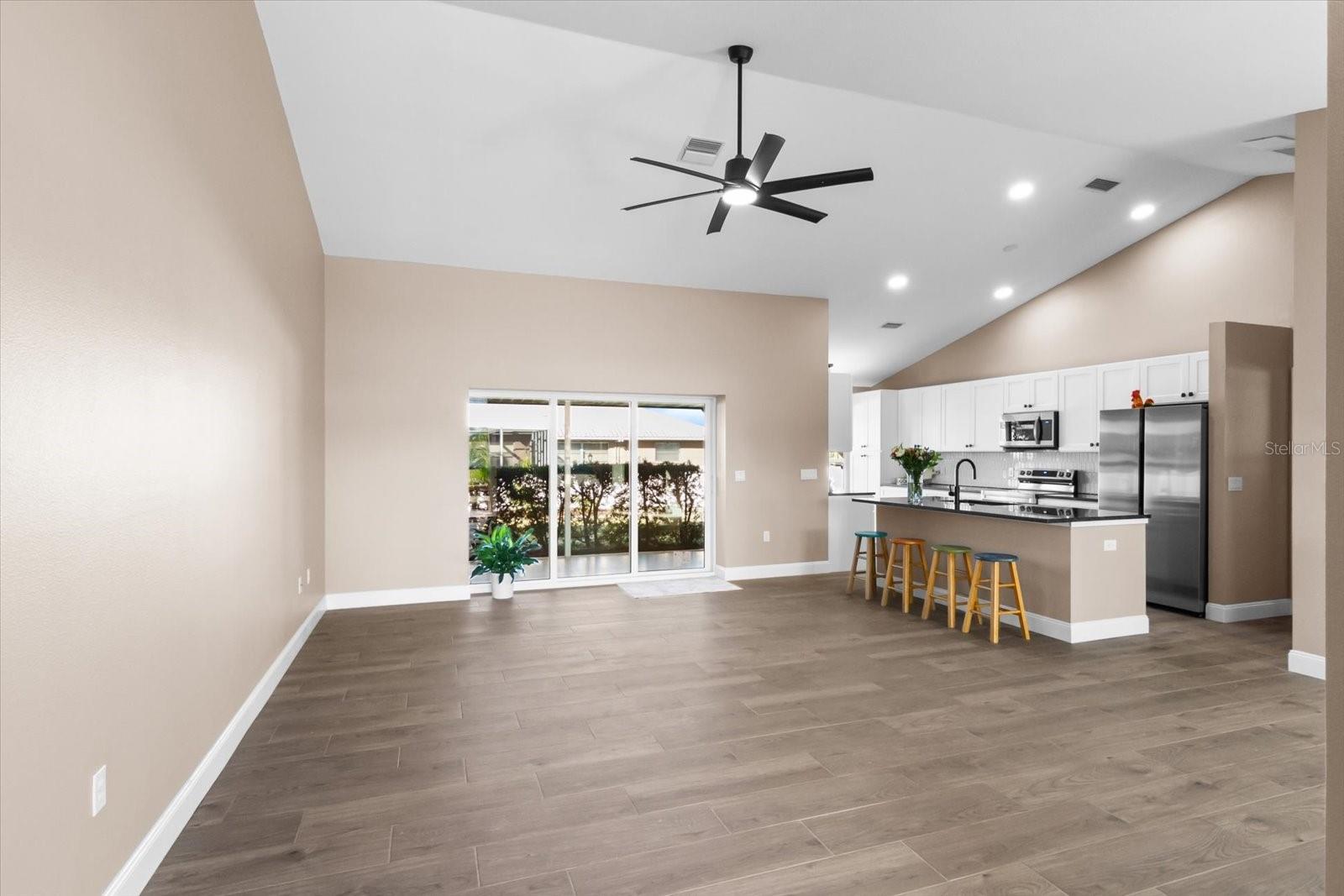 SORRENTO EAST - Residential