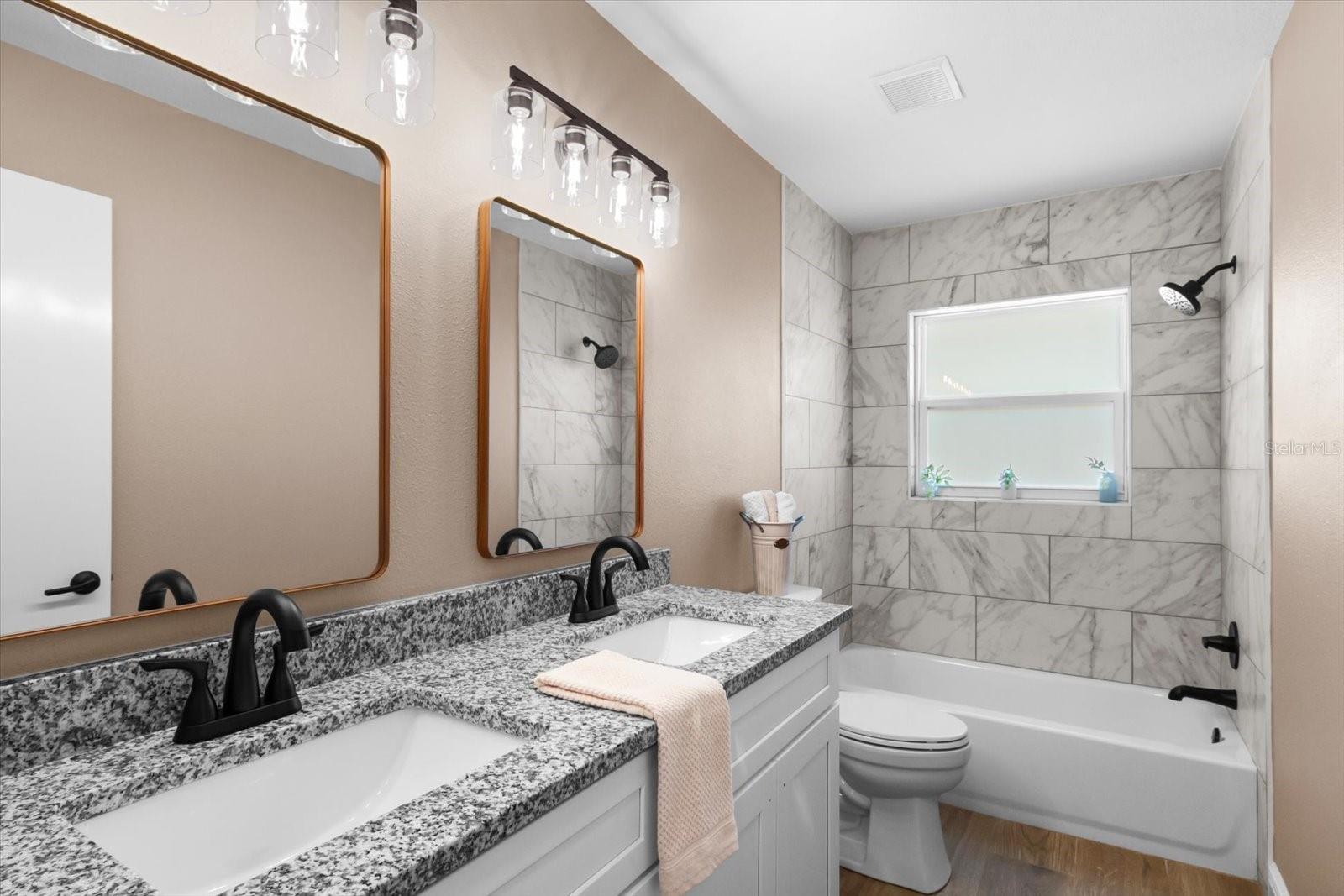 SORRENTO EAST - Residential