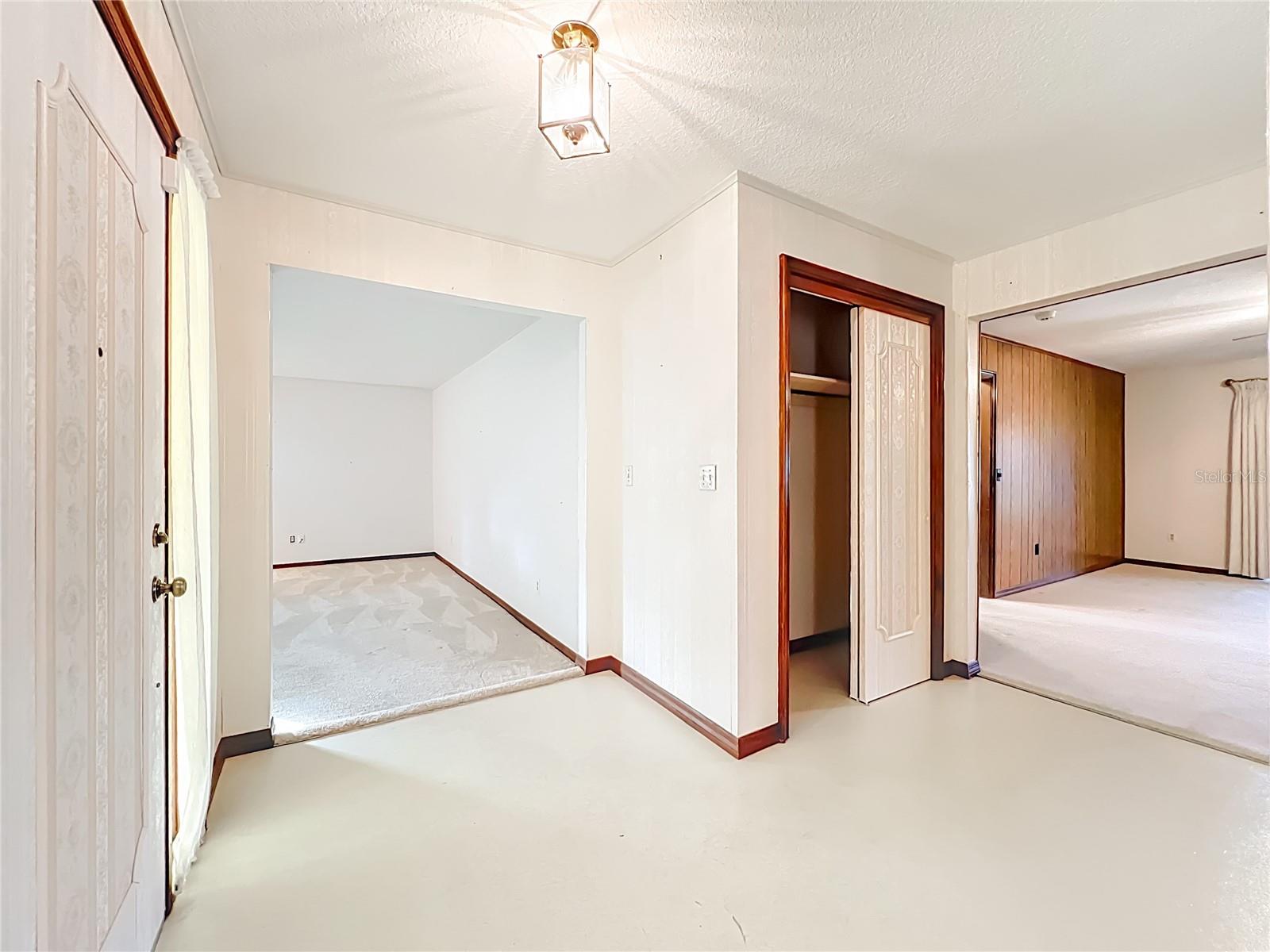 WINSOR MANOR 1ST ADD - Residential