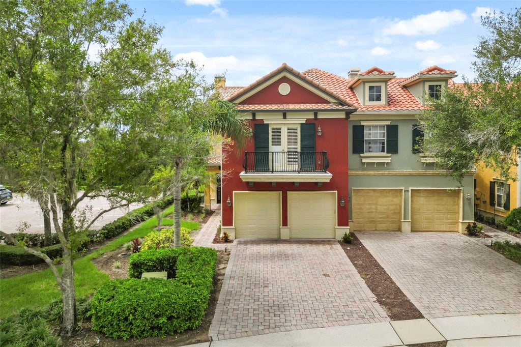 Photo of 1775 Lake Side Avenue, Davenport, FL 33837 (MLS # O6438539)