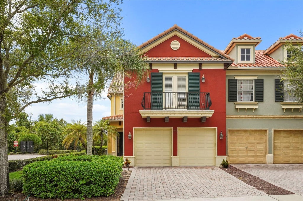 Photo of 1775 Lake Side Avenue, Davenport, FL 33837 (MLS # O6438539)