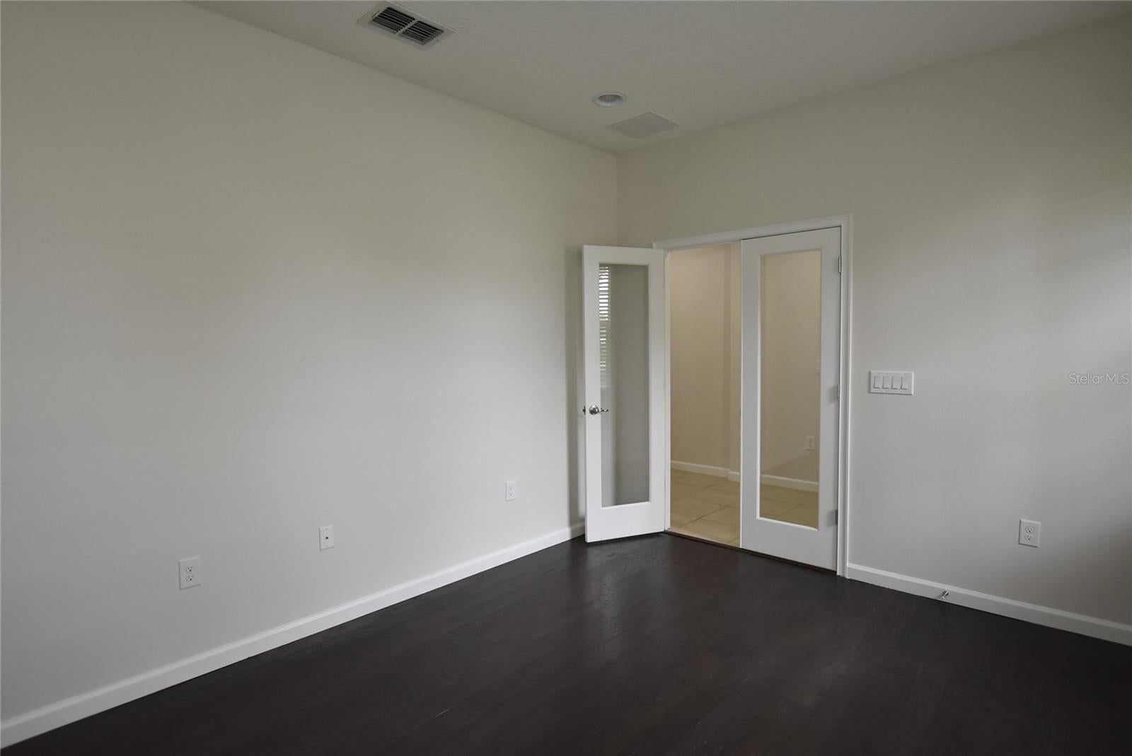TRINITY LKS PH 4 - Residential Lease