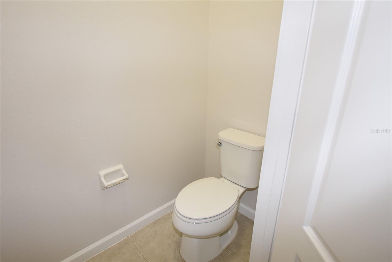 TRINITY LKS PH 4 - Residential Lease