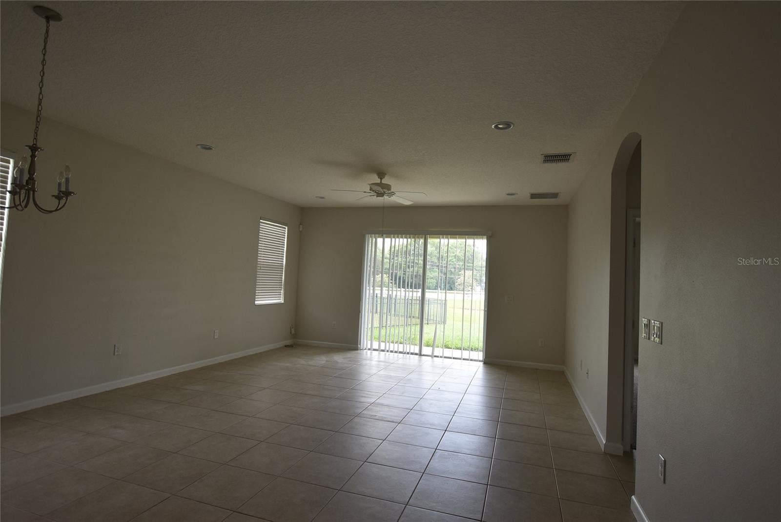 TRINITY LKS PH 4 - Residential Lease