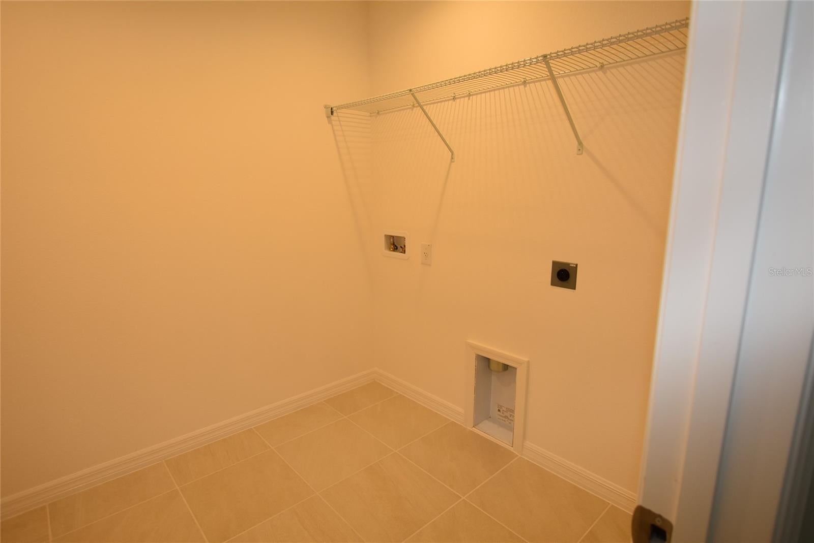 TRINITY LKS PH 4 - Residential Lease