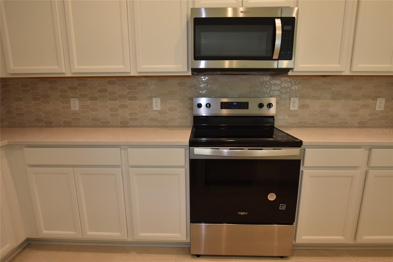 TRINITY LKS PH 4 - Residential Lease