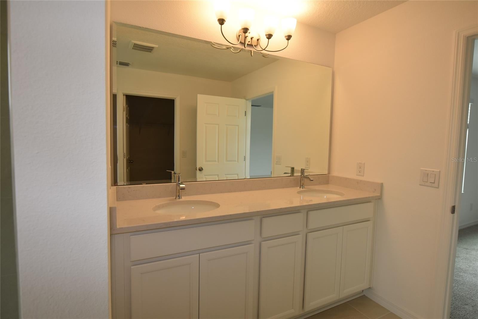 TRINITY LKS PH 4 - Residential Lease