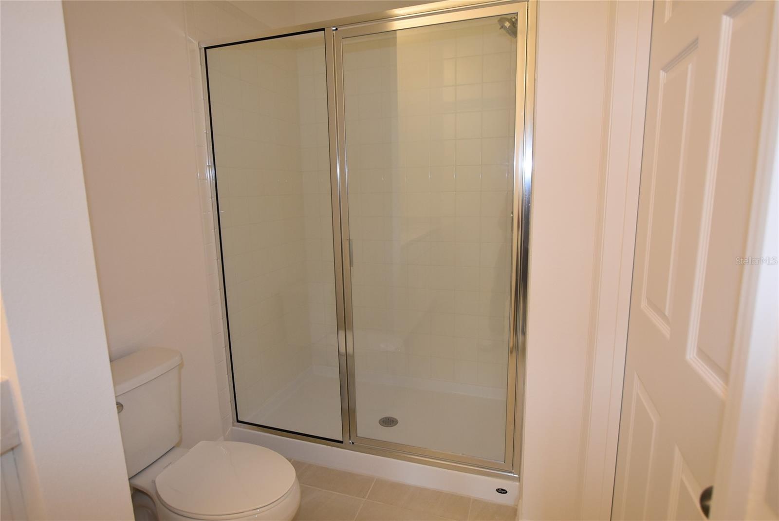 TRINITY LKS PH 4 - Residential Lease