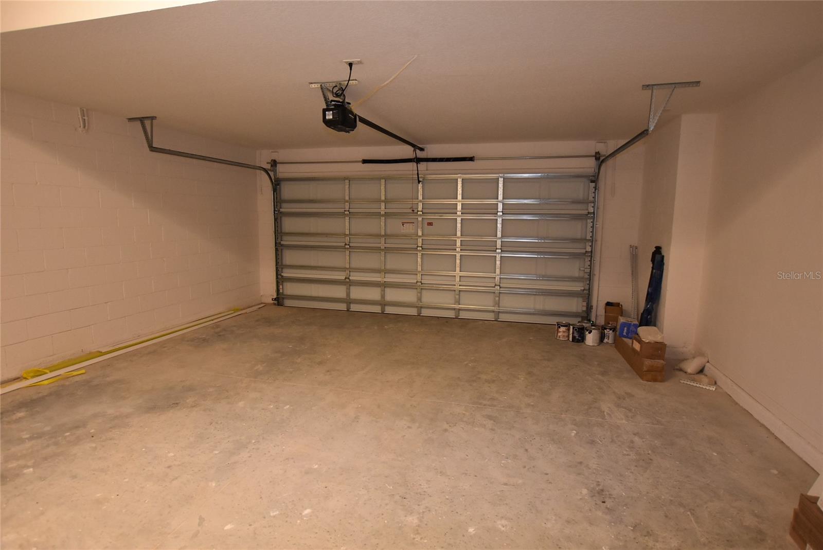 TRINITY LKS PH 4 - Residential Lease