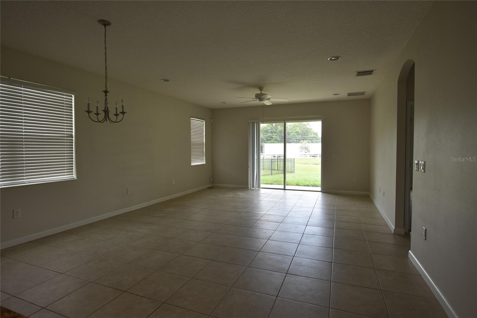 TRINITY LKS PH 4 - Residential Lease