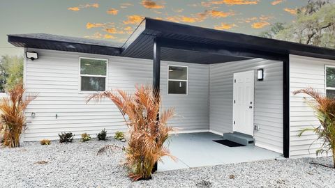 Tiny photo for 2607 NE 140th Street, Citra, FL 32113 (MLS # OM717611)