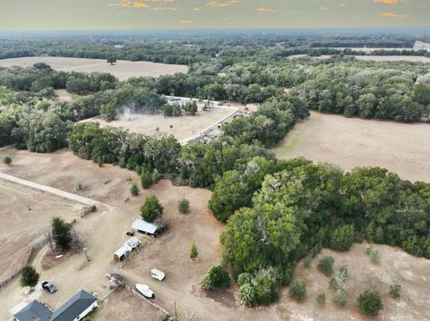 Tiny photo for 2607 NE 140th Street, Citra, FL 32113 (MLS # OM717611)