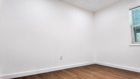 Tiny photo for 2607 NE 140th Street, Citra, FL 32113 (MLS # OM717611)