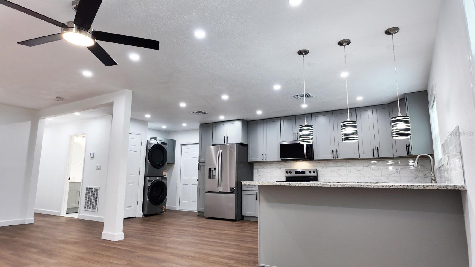 MEETS AND BOUNDS - Residential