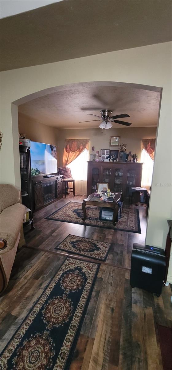 WOODLAND PARK - Residential