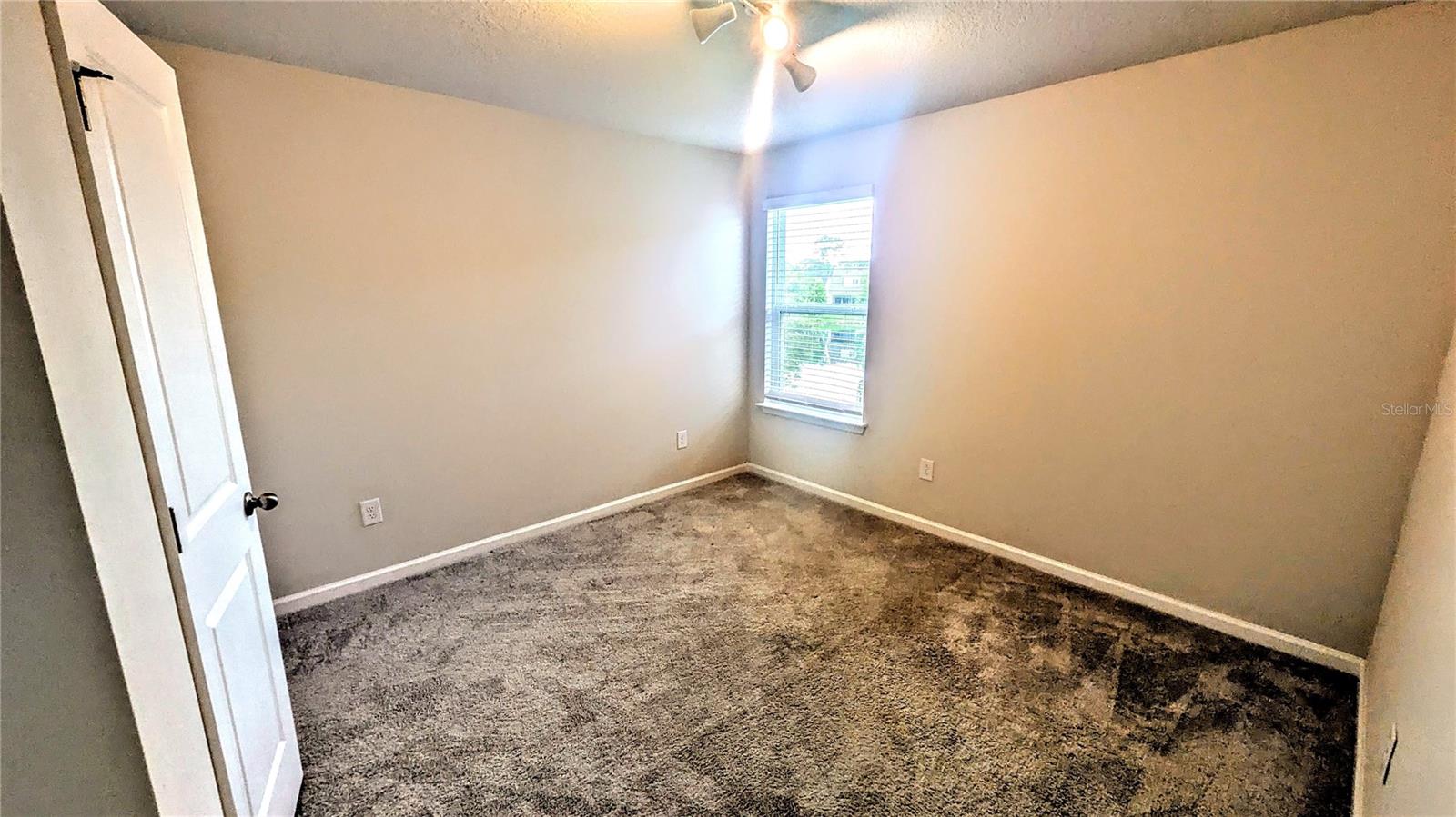 MOSS CREEK PH II SUBPH A - Residential Lease