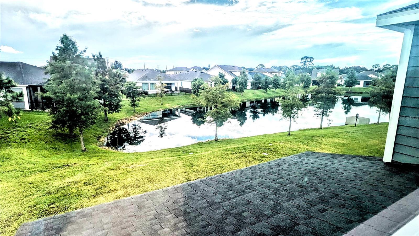 MOSS CREEK PH II SUBPH A - Residential Lease