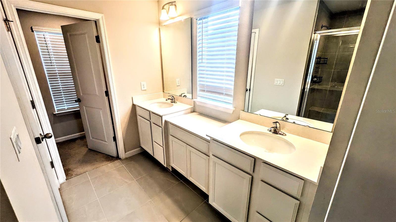 MOSS CREEK PH II SUBPH A - Residential Lease