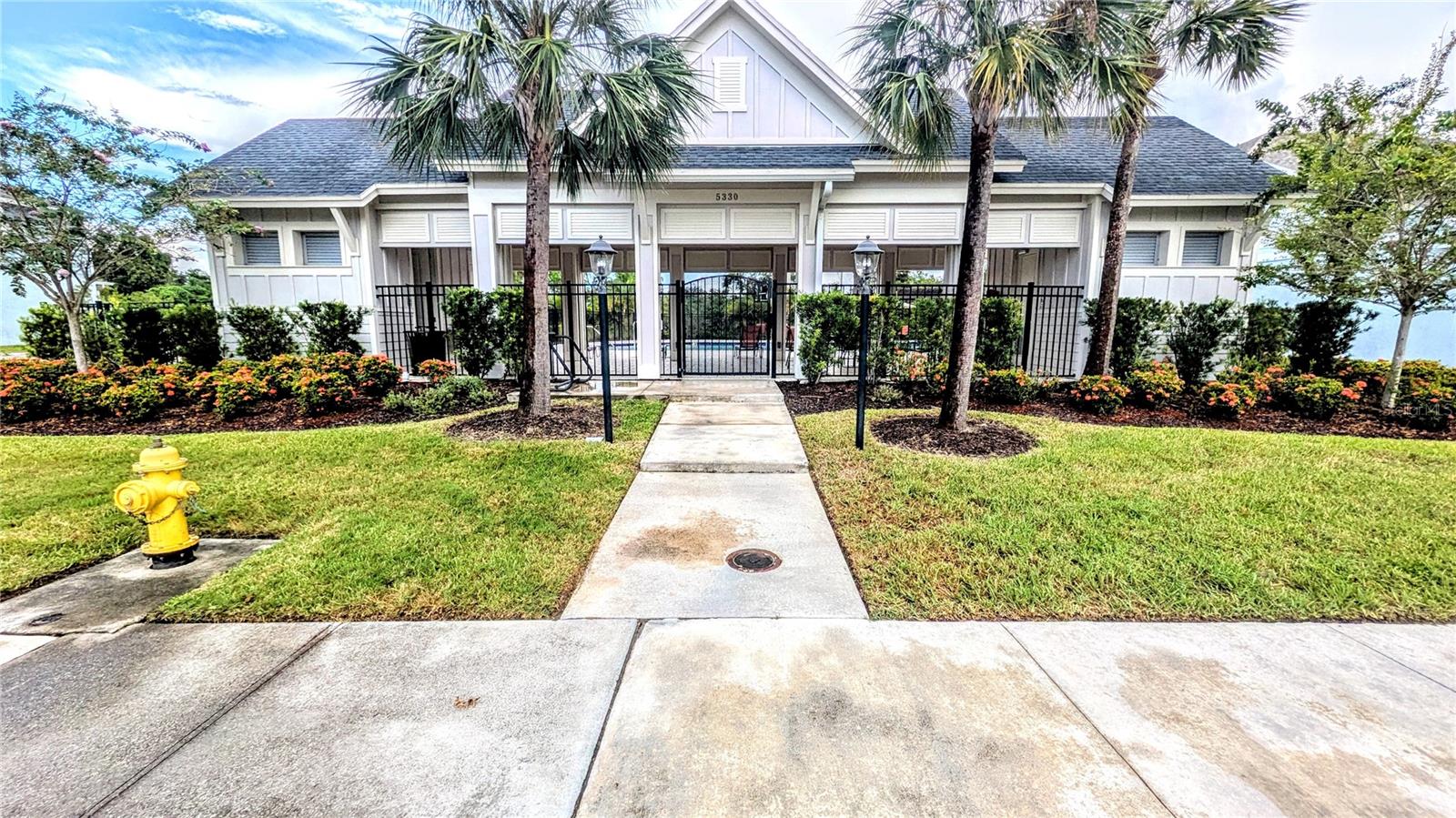 MOSS CREEK PH II SUBPH A - Residential Lease
