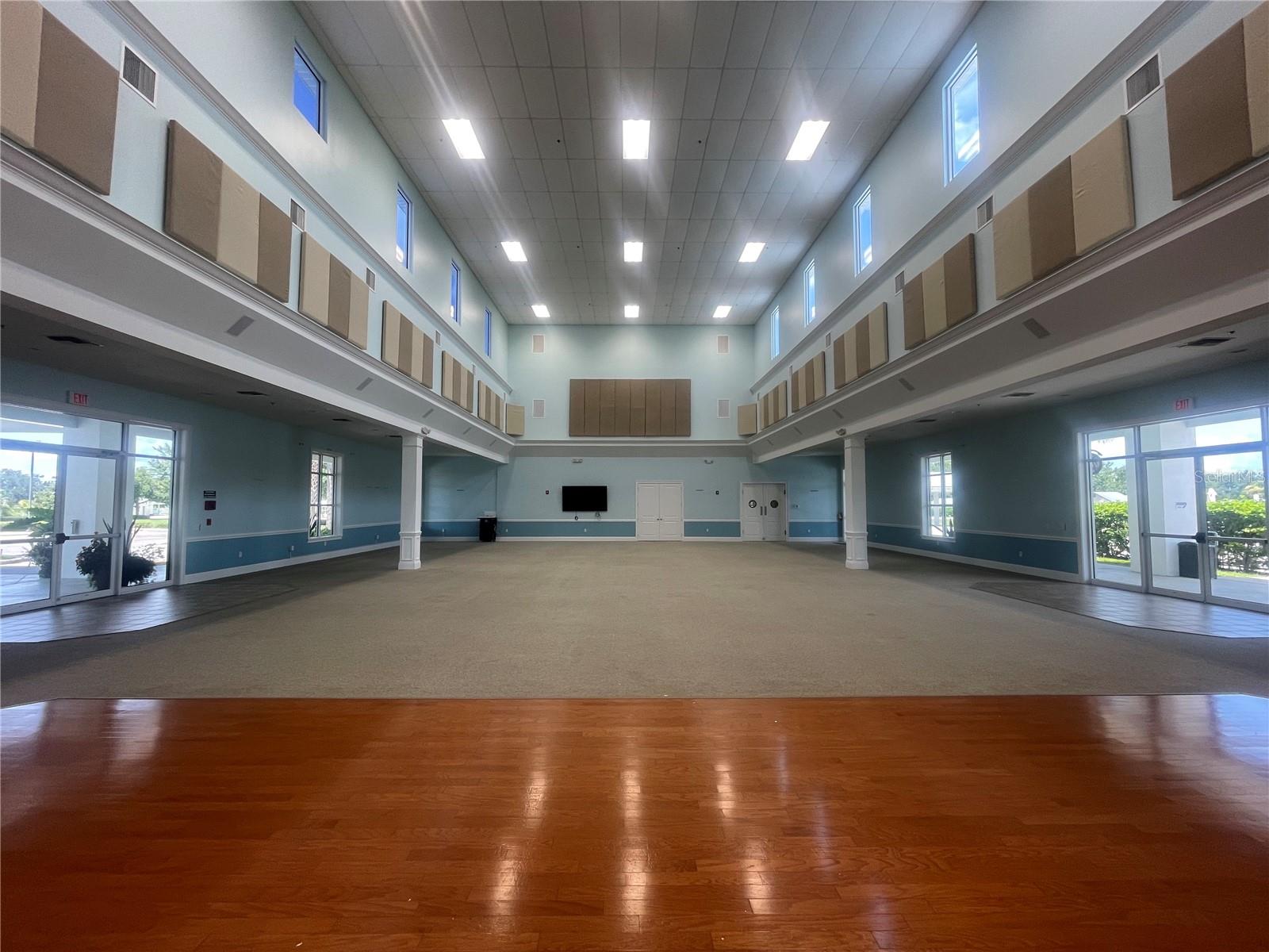 FLORIDA GRANDE MOTOR COACH RESIDENCE - Land
