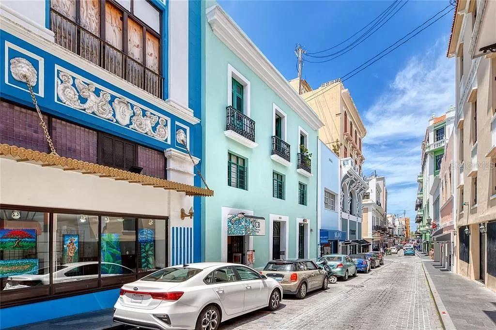 FORTALEZA 203 #6 – Ideal Rental for ACT 60 Tax Incentive Recipients
Rent: $4,500 Monthly | 1,491 sq. ft. | 2 Bedrooms | 2 Bathrooms
Looking for a stylish and comfortable home while residing in Puerto Rico for 6 months or more? This exquisitely furnished 2-bedroom, 2-bathroom apartment blends the charm of Puerto Rico’s classic architecture with all the conveniences of modern living.
The apartment features a modern kitchen with stainless steel appliances, washer-dryer, travertine floors, high ceilings, A/C units, and a cozy interior terrace. Every detail has been thoughtfully designed to create a perfect balance between historic character and contemporary comfort.
Located on Fortaleza Street, just a block and a half from the Governor’s Mansion, you’ll enjoy the warm climate, vibrant culture, and friendly hospitality of Old San Juan. Explore a variety of museums, theaters, galleries, restaurants, and pubs.
Available for private showings – contact us today for more information!