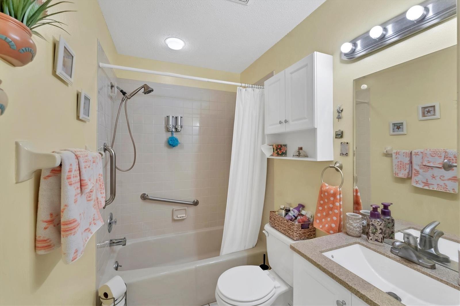 VILLAGE AT WILDFLOWER CC PH 04 B - Residential