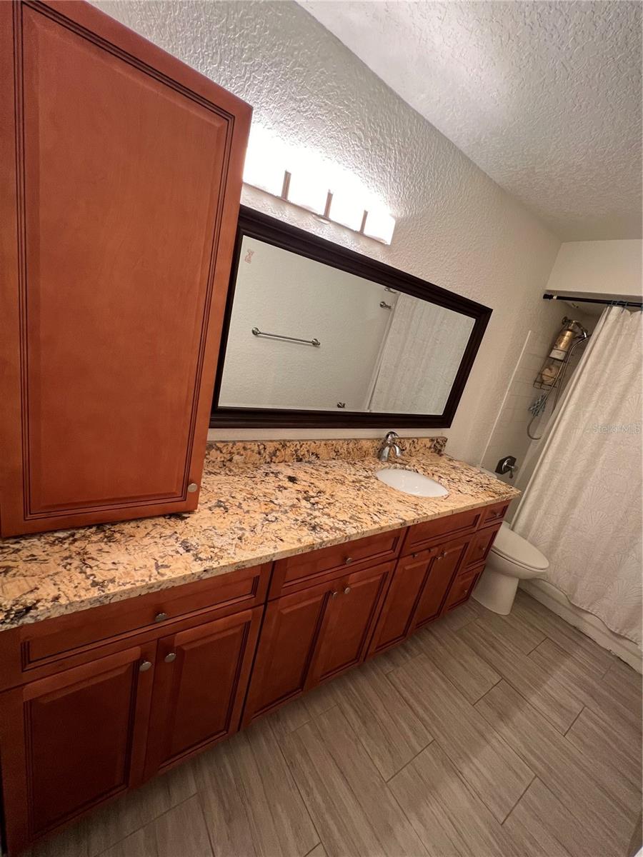 REGENCY GARDENS - Residential