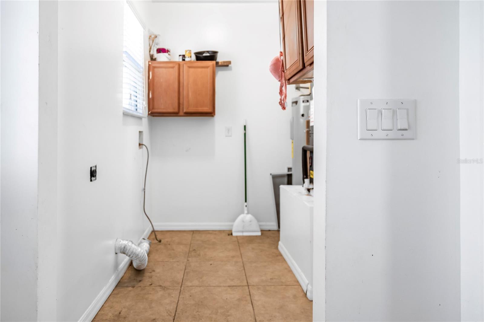 BENNETT IN BLK 27 EAST DAYTONA - Residential