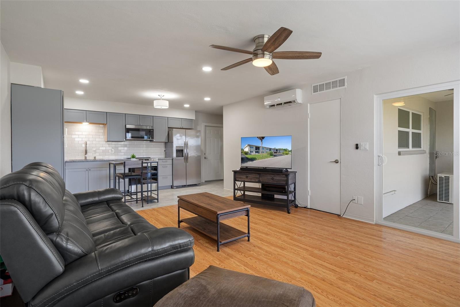 GOLDEN FLAMINGO APTS CONDO - Residential