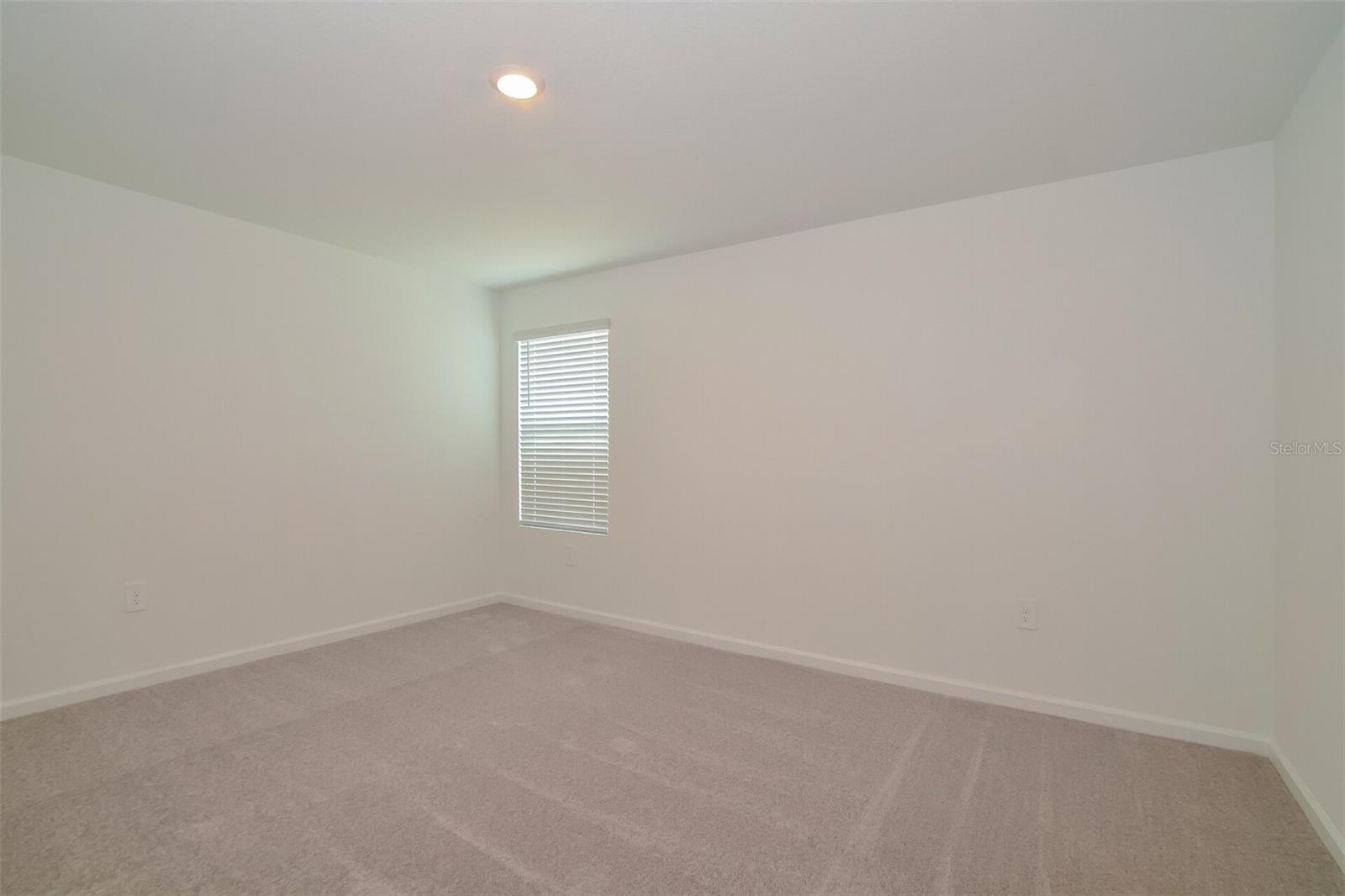 PEACE CRK RESERVE - Residential Lease