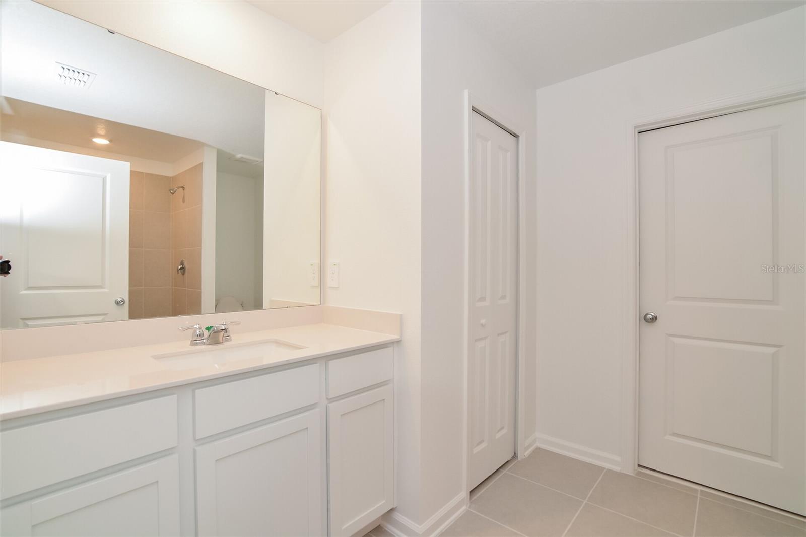 PEACE CRK RESERVE - Residential Lease