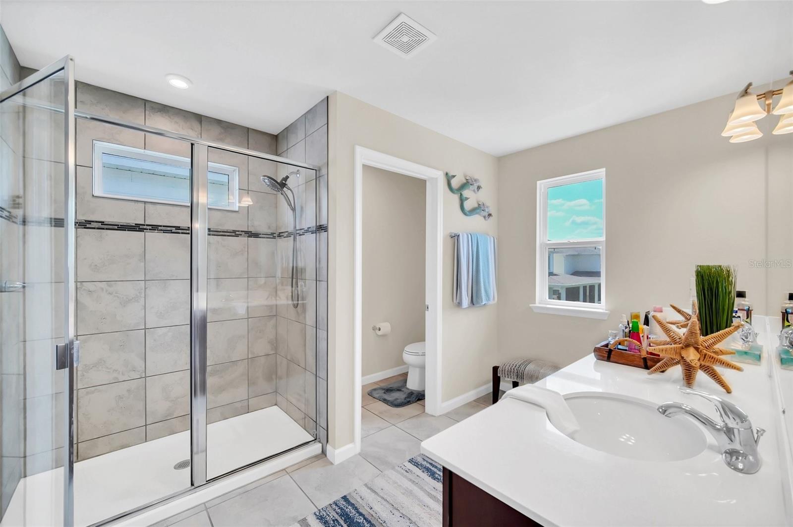 SANCTUARY/LKS/WINDERMERE - Residential Lease