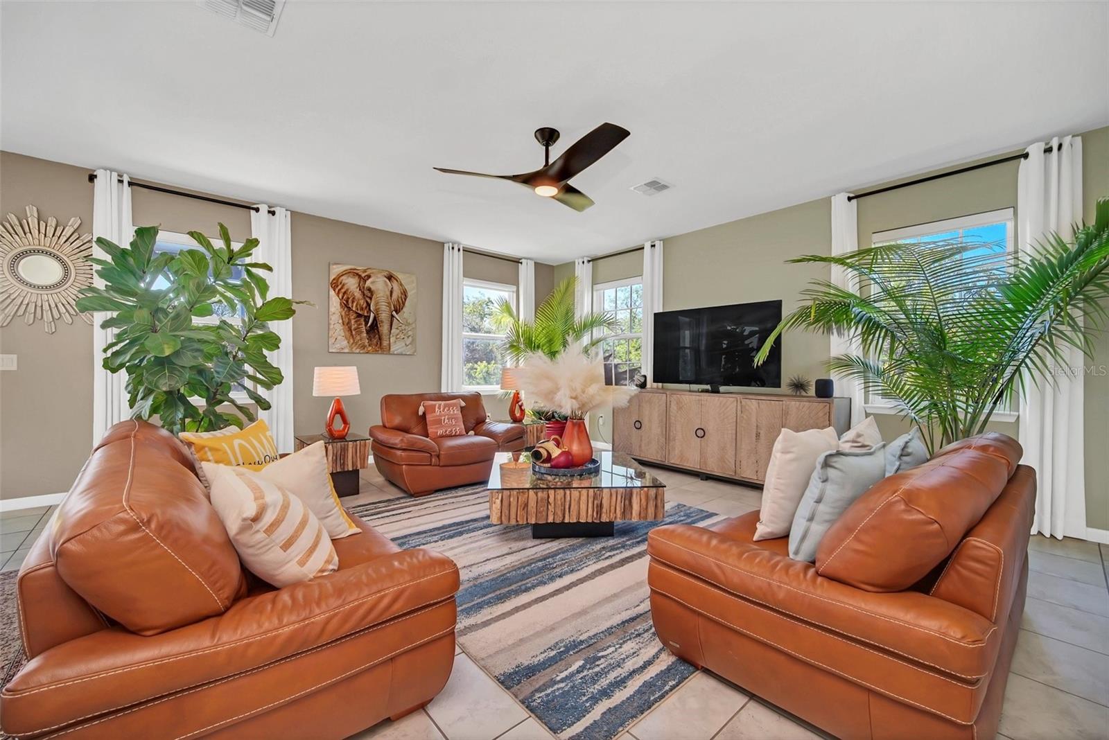 SANCTUARY/LKS/WINDERMERE - Residential Lease