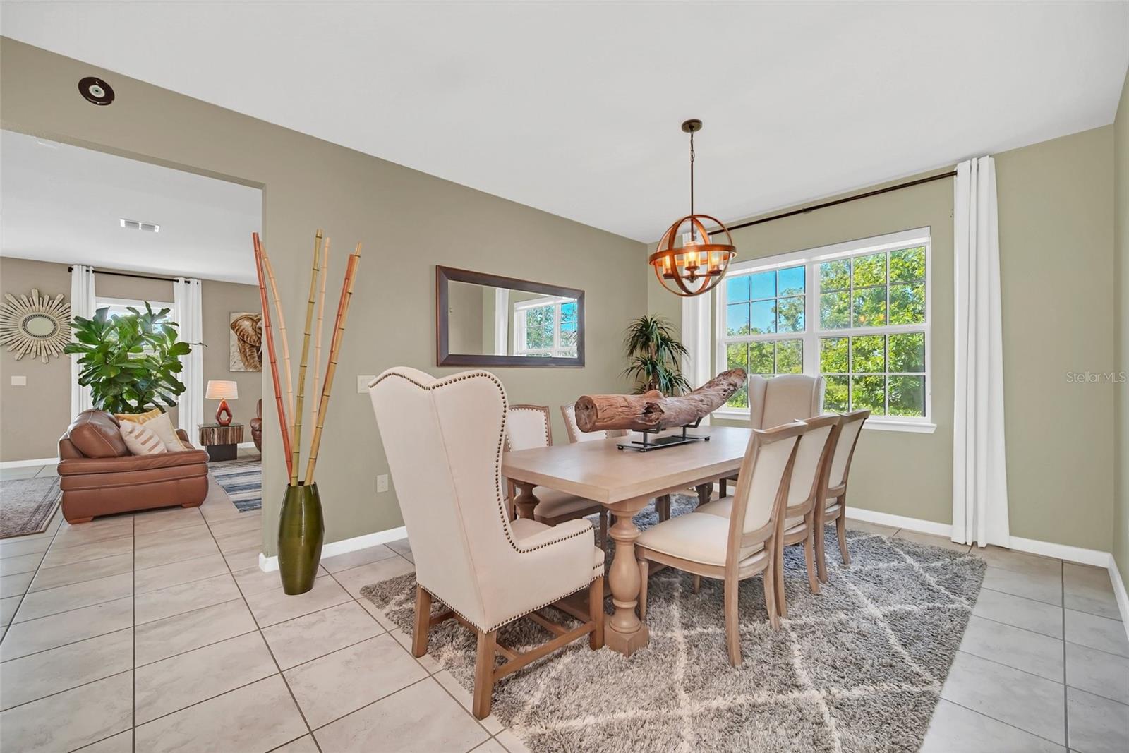 SANCTUARY/LKS/WINDERMERE - Residential Lease