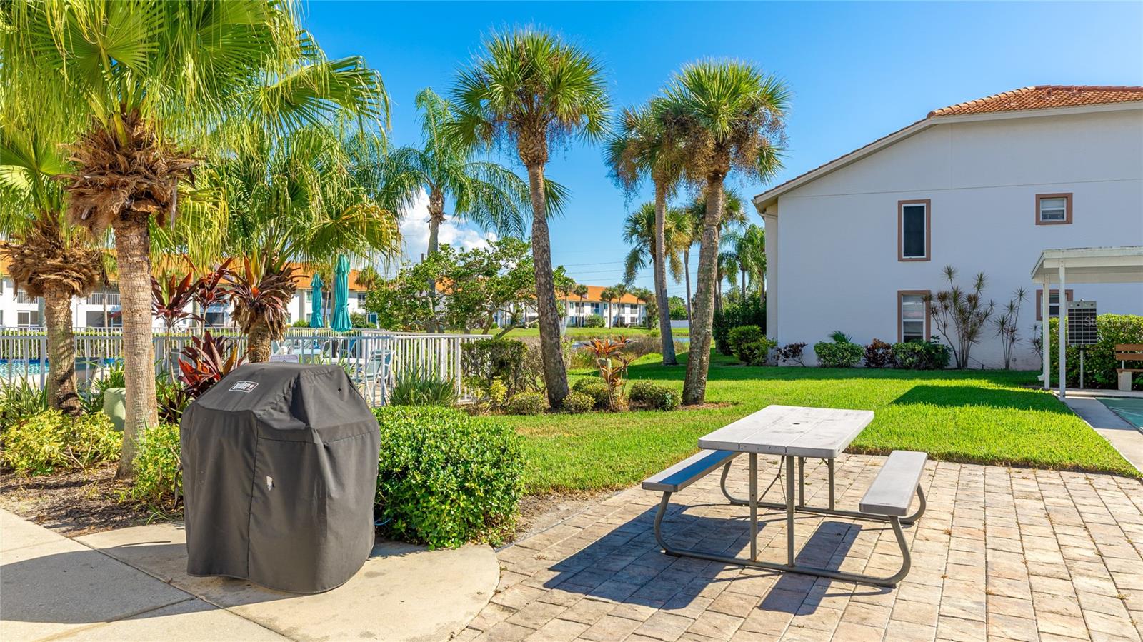 CASA DEL SOL SEC VI - Residential