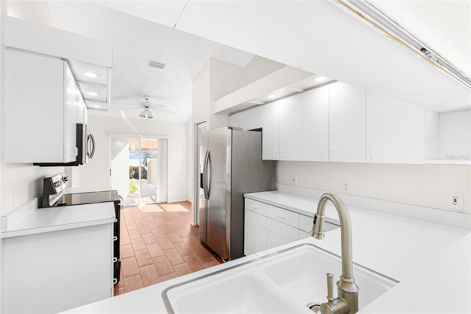 CASA DEL SOL SEC VI - Residential