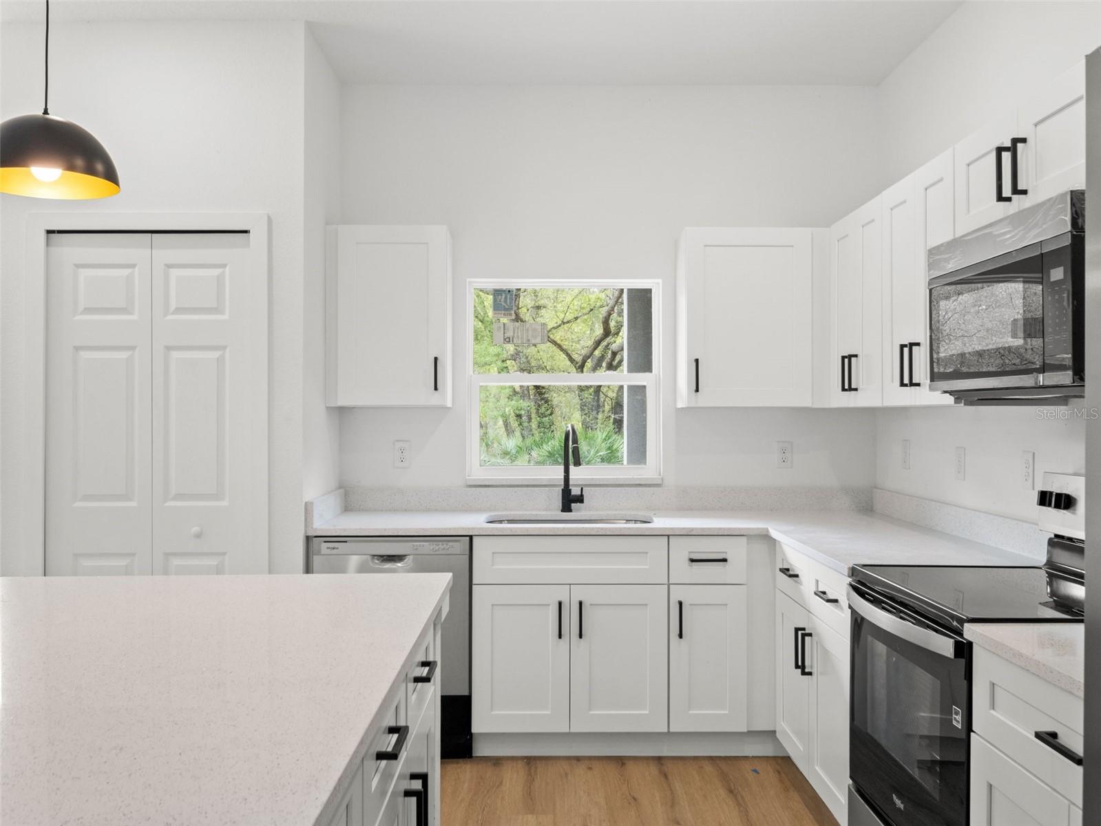 SILVER SPGS SHORES UN #38 - Residential