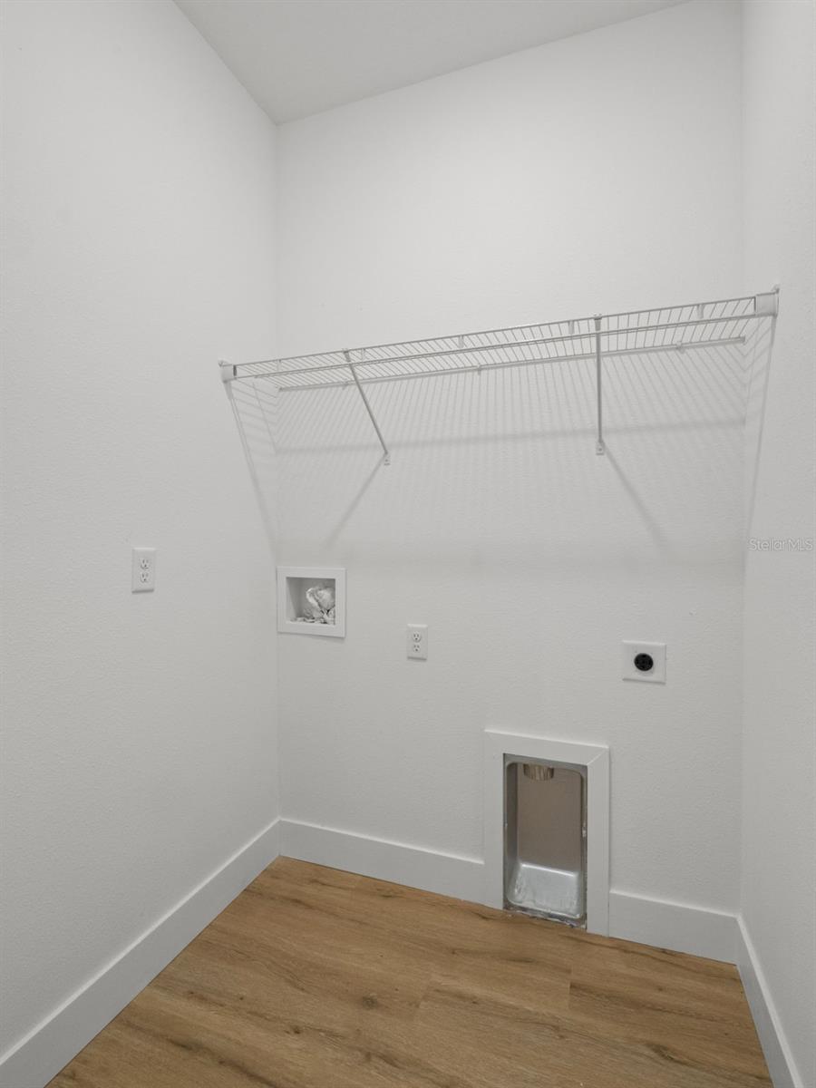 SILVER SPGS SHORES UN #38 - Residential